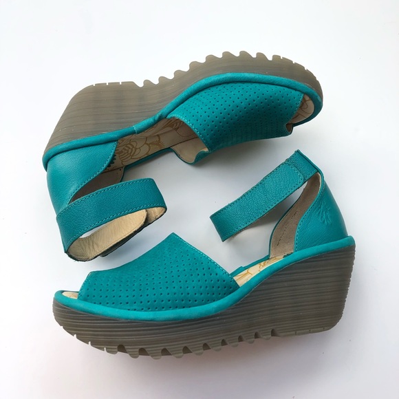 fly london yake sandals